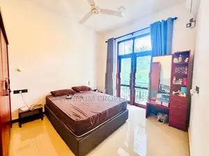 20 Perch Super Luxury 12-Bedroom House For Sale In Thalawathugoda