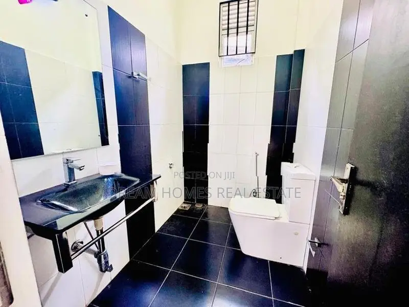 Luxurious 3-Story Modern House for Sale in Thalapathpitiya