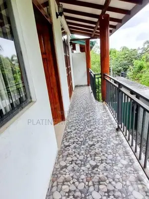 Luxury 2-Story 4 BR House for Sale in Malabe