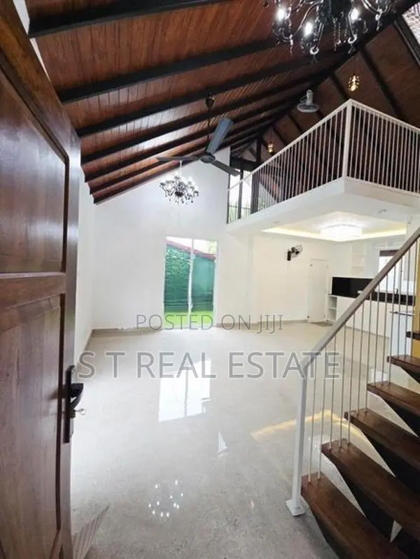 Modern Designed Villa For Sale in Piliyandala