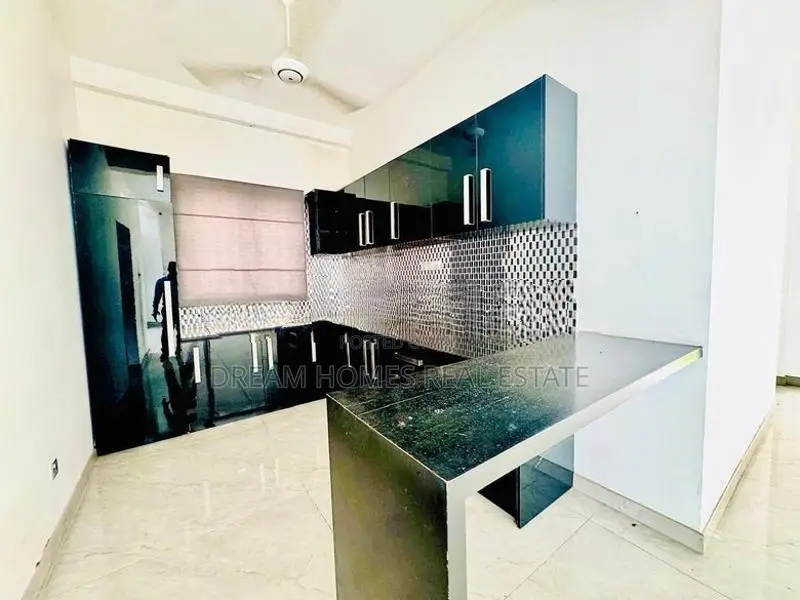 Luxurious 3-Story Modern House for Sale in Thalapathpitiya