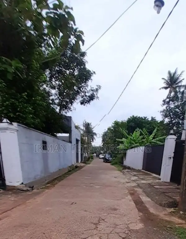 Two-Story House for Rent in Panadura