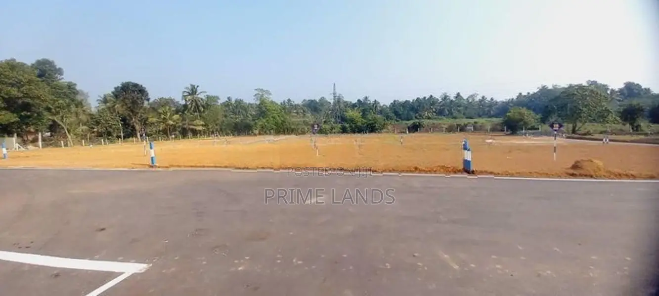 පානදුර ඉඩමක්