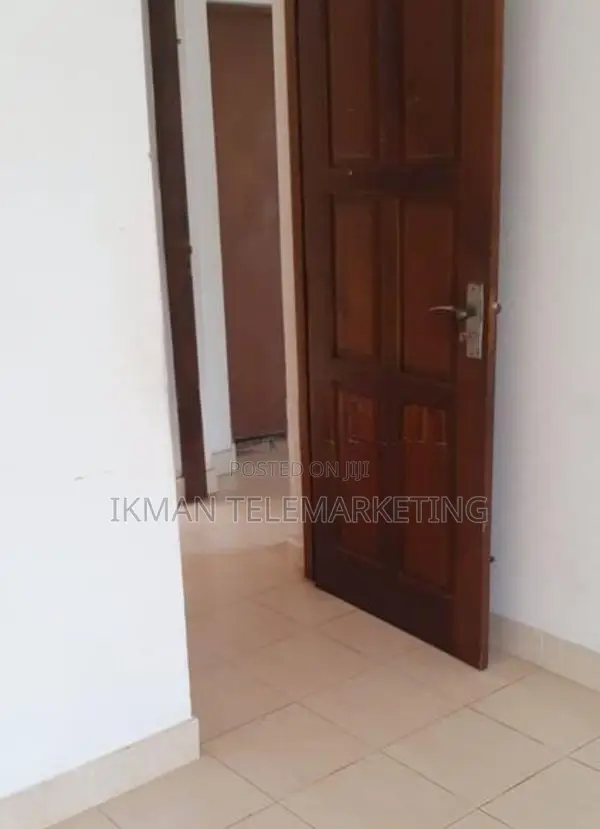 Two-Story House for Rent in Panadura