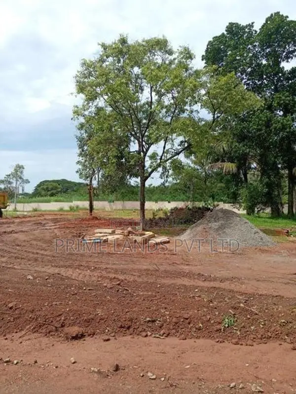Residencial Land for Sale in Nawala