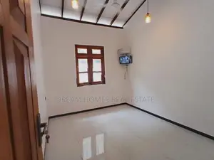 House for Sale in Angulana – Prime Residential Location