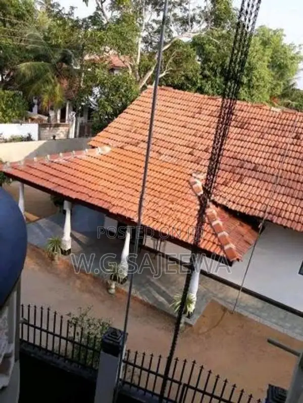 Single house sale in Negombo -13 Perch