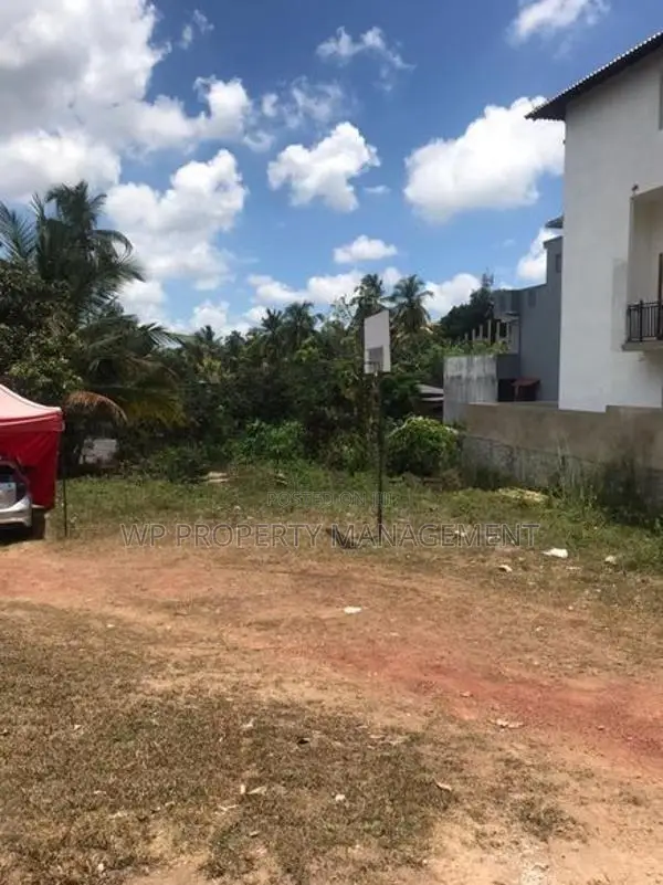 Land for Sale in Kalalgoda
