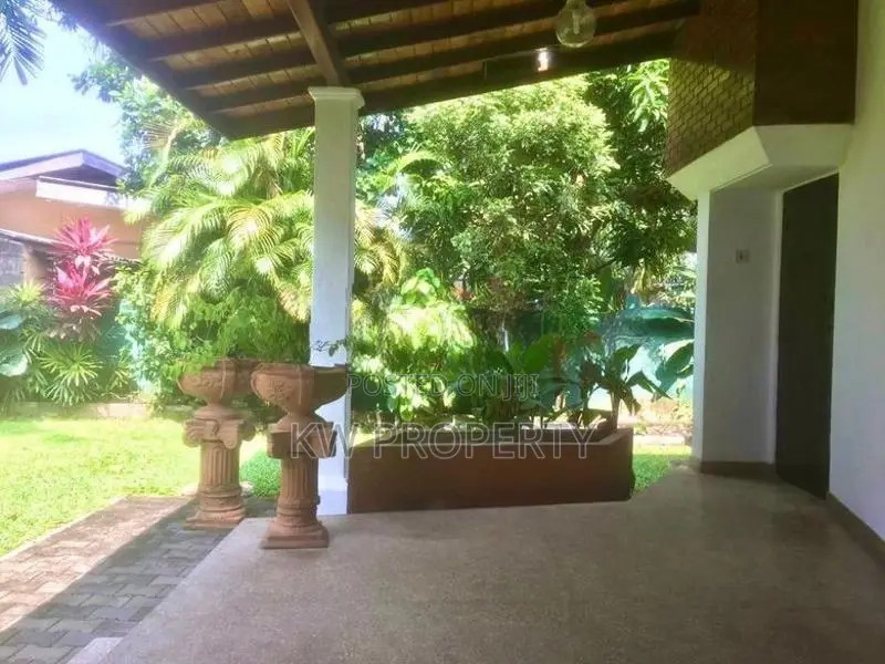 two story house for sale in ratmalana