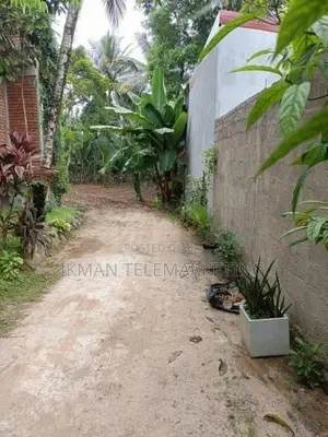 Residential Land for Sale in, Athurugiriya