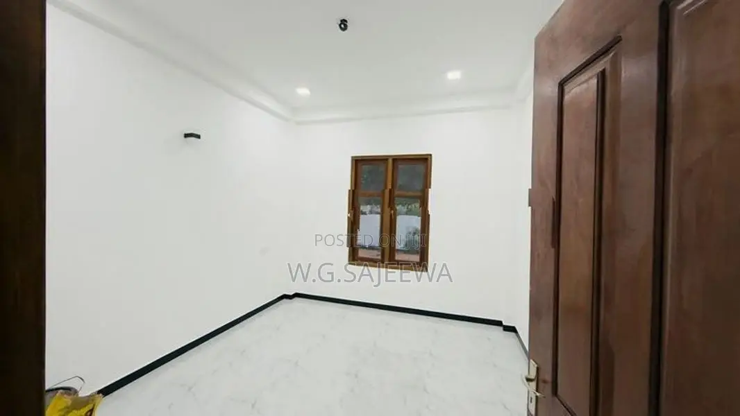 3Bedroom Brand new House for sale in Miriswatta, Negombo