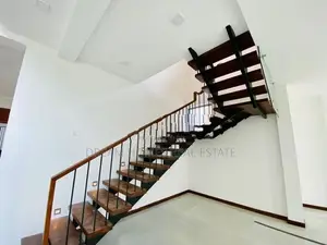 Luxury House Sale Athurugiriya