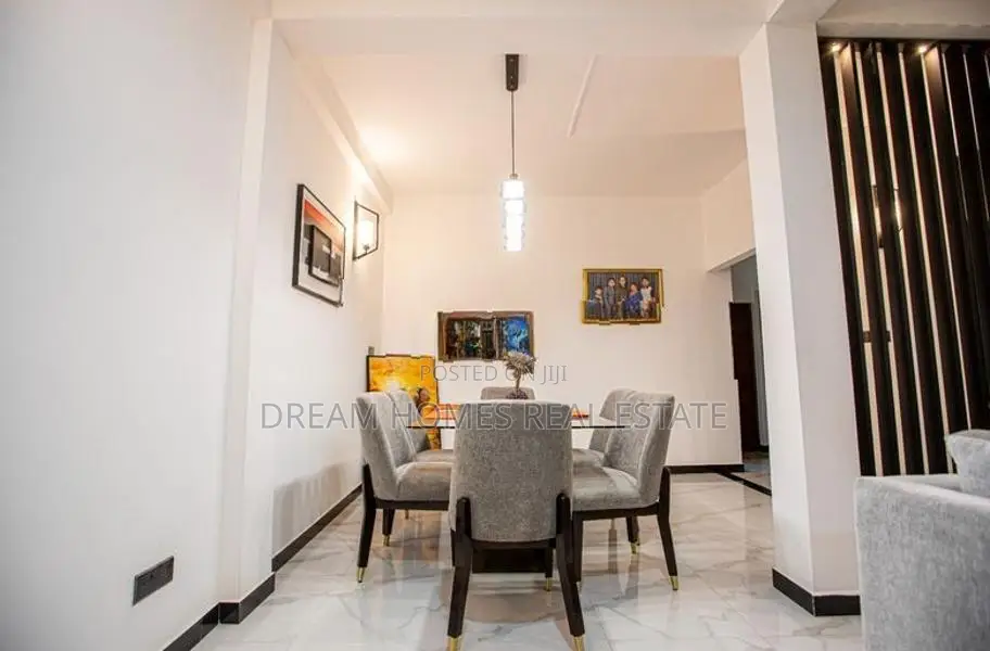 Luxury 3-Storey House for Sale – Panadura