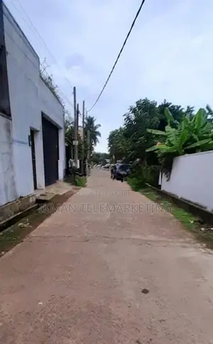 Two-Story House for Rent in Panadura