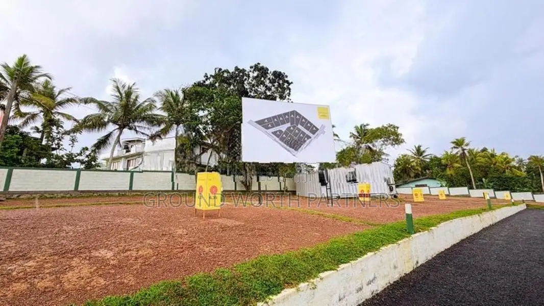 Land for Sale - Kahathuduwa Polgasowita