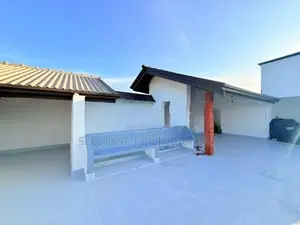 Three Storied Luxury House For Sale in Nugegoda