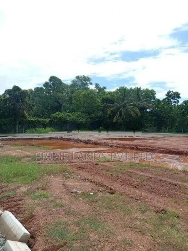 Residencial Land for Sale in Nawala