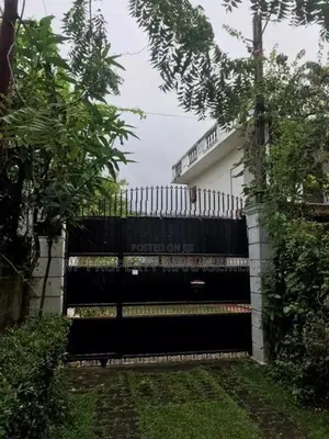 Massive 7000 Sqft Luxury Home for Sale Right in The Heart of Nawala
