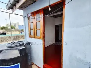 Four Storey House for Sale in Colombo 02