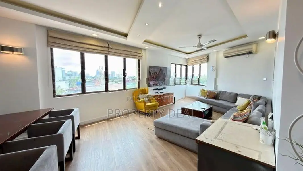 Fully Renovated Luxury Apartment in Colombo 05 - PDA73