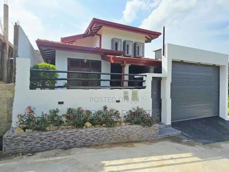 Newly Build Luxury Single Story House for Sale Kahathuduwa