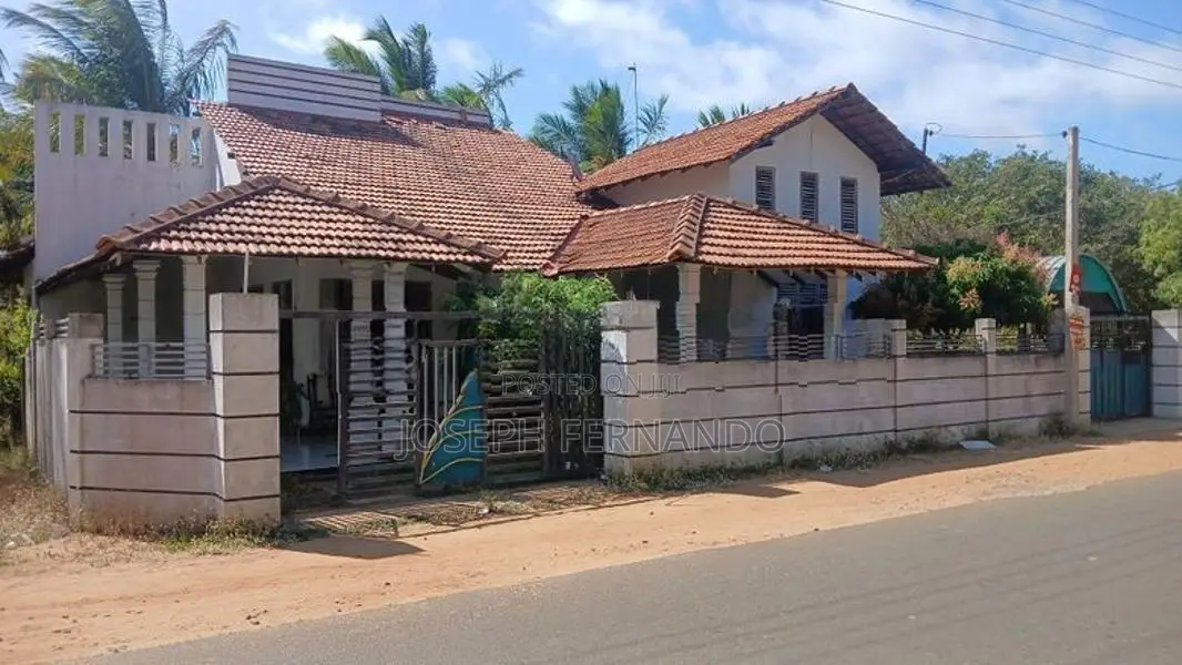 House for Sale in Daluwa