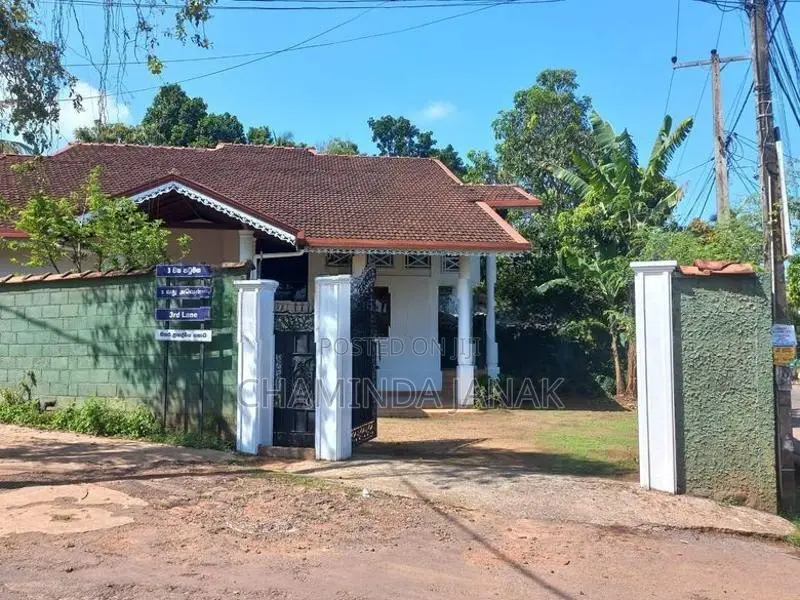Two Storied House for Sale in Delpe Junction Mahara Prision Road, Raga