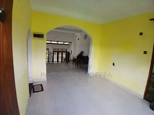 House 2nd Floor for Rent Karapitiya
