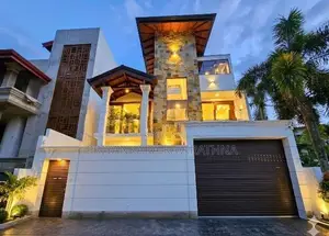 3 Storied Luxury House For Sale in Piliyandala