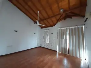 4 Bedrooms Bathrooms Modern House Rent Baddagana Road Pitakotte