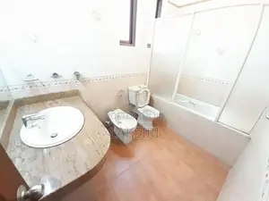 4 Bedrooms Bathrooms Modern House Rent Baddagana Road Pitakotte