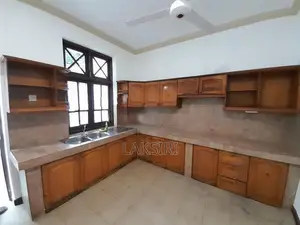 4 Bedrooms Bathrooms Modern House Rent Baddagana Road Pitakotte