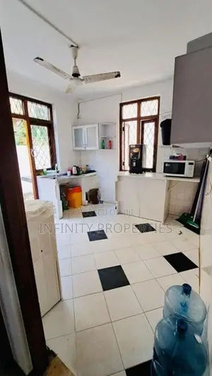 (AF964) 02 Storey House Rent Near Tunmulla Junction Colombo 07