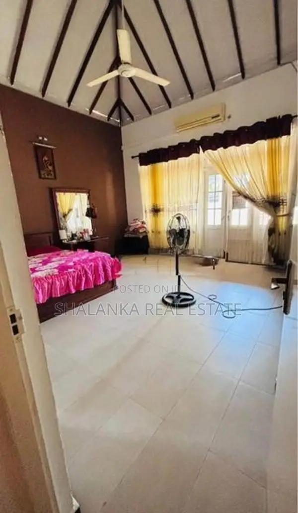 Luxury House for Sale - Kandana