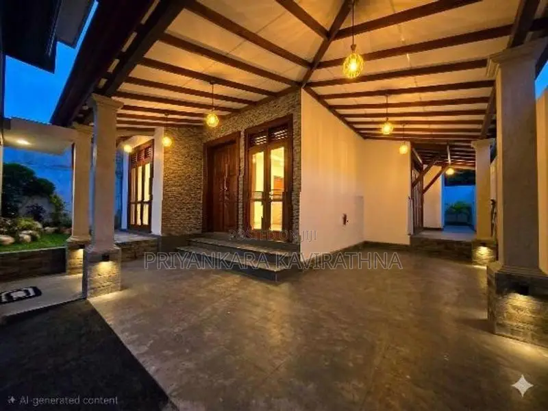Uncommon Luxury House For Sale - Kahatuduwa