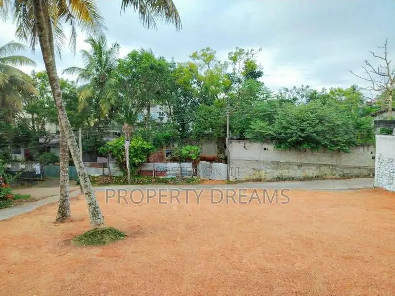 Prime Residential Land for Sale Athurugiriya