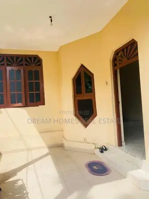 Two-Storey House for Sale – Katubedda, Moratuwa