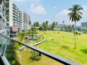 B/New Luxury 3/2BR Golf/Garden Apartment For Sale Canterbury