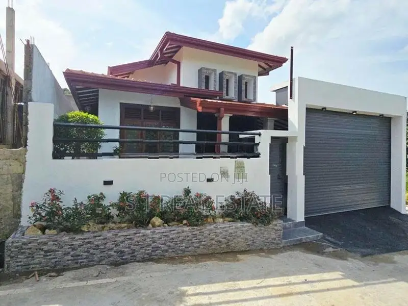 Newly Built Single Storey House for Sale in Kahathuduwa