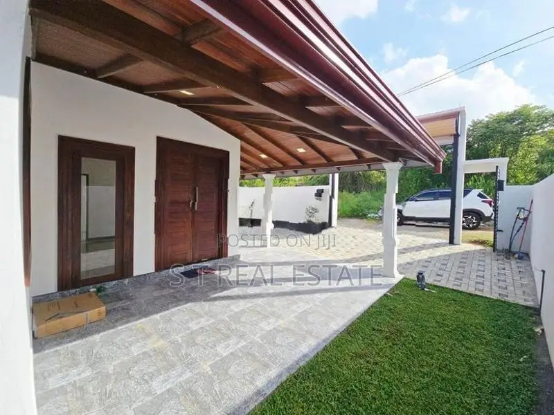 04BR Single Story House For Sale In Meegoda
