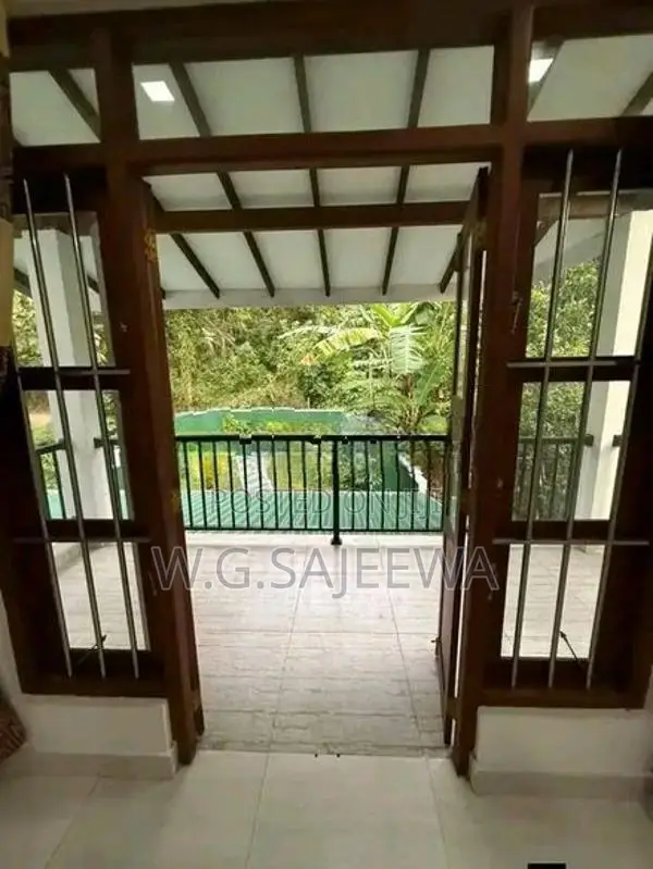 Newly built 2 Storey modern house sale in Ganemulla