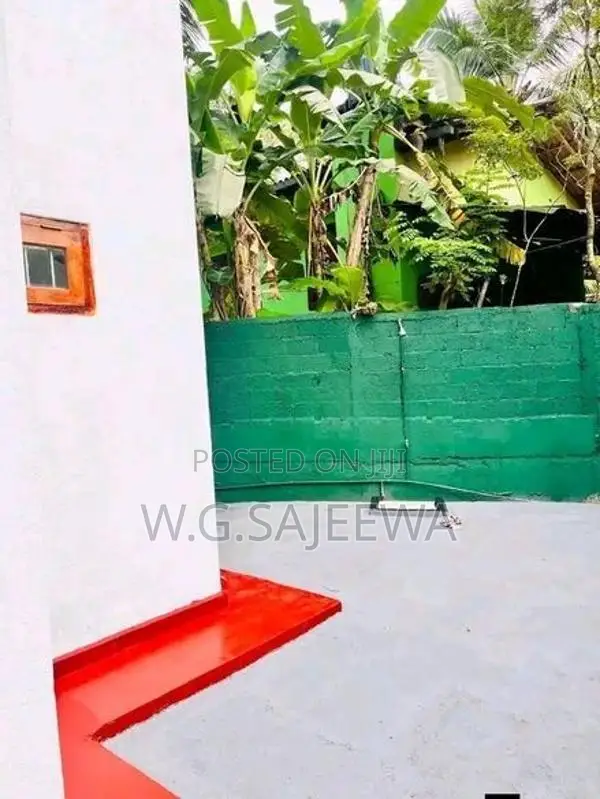 Newly built 2 Storey modern house sale in Ganemulla