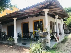 18 Perch Land for Sale Thalawathugoda