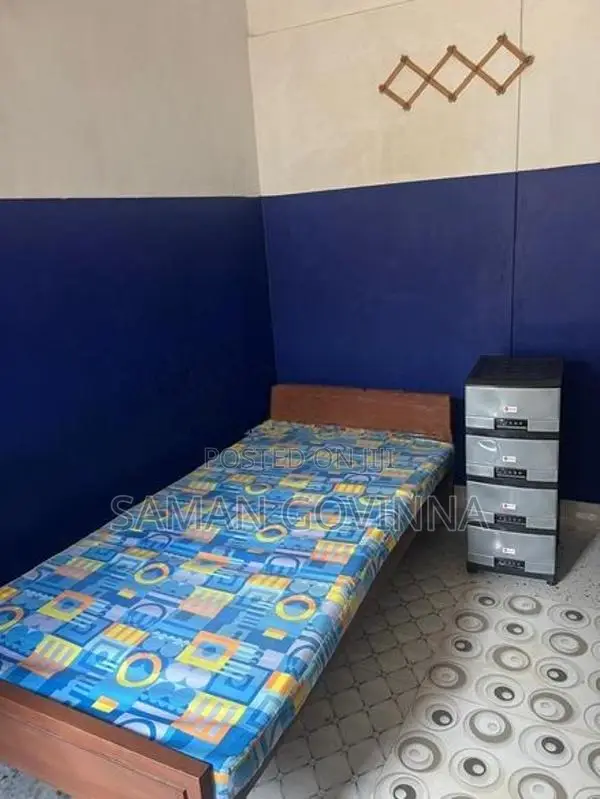 Shared Room for Rent අතුරුගිරිය