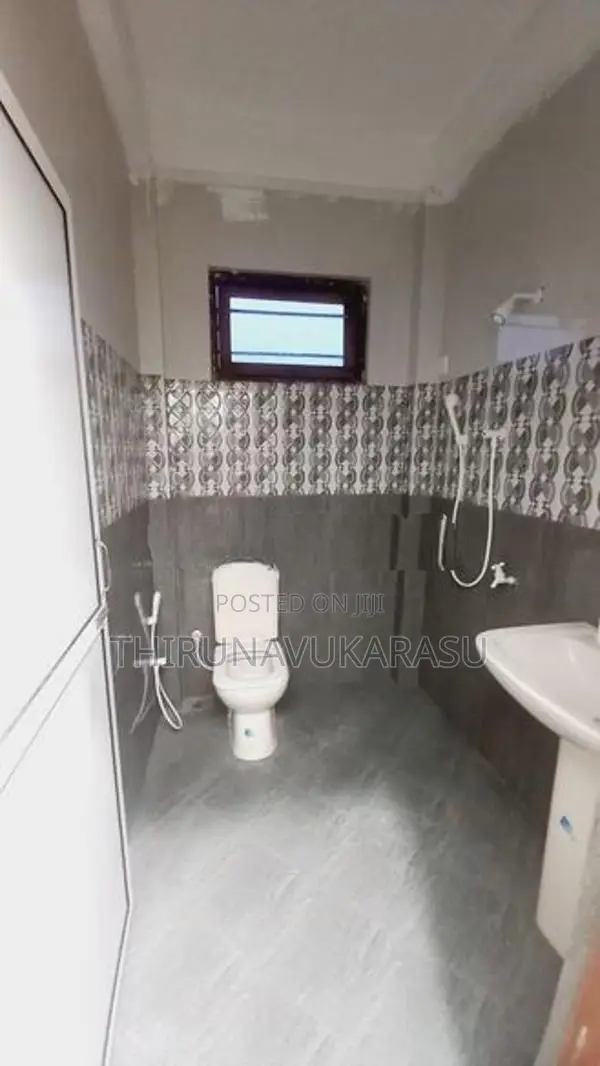 Holiday Villa Room for Short Term Rent Trincomalee