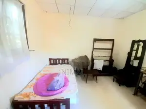 Spacious Room for Rent in Attidiya