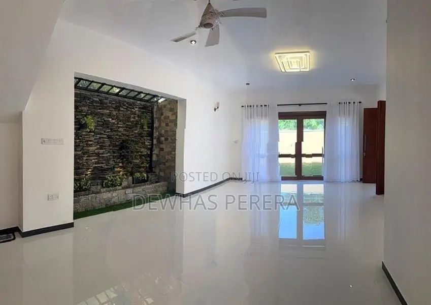 beautifully design luxury brand new house raddoluwa road seeduwa