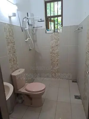 22 Perch Land with a Single Storied 03 Bedroom House for Sale at Kotte