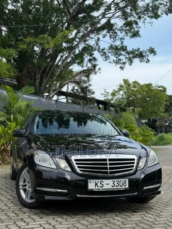 Mercedes Benz E200 2011