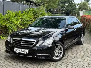 Mercedes Benz E200 2011